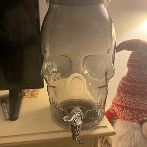 Skull 2 Gallon Heavy Plastic Beverage Dispenser NWTS